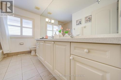 5041 Dryden Avenue, Burlington, ON - Indoor Photo Showing Bathroom