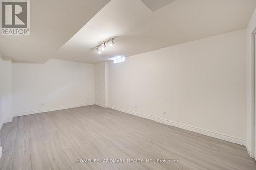 5041 Dryden Avenue, Burlington, ON - Indoor Photo Showing Other Room