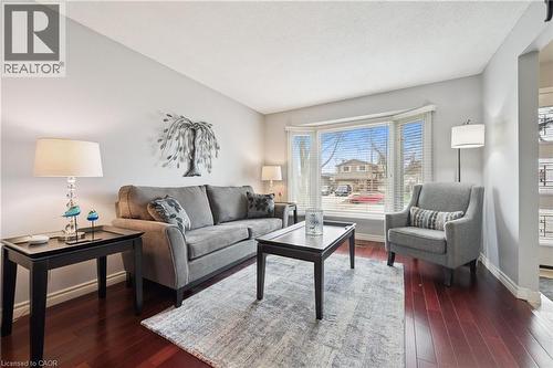 52 Tuerr Drive, Kitchener, ON - Indoor Photo Showing Living Room