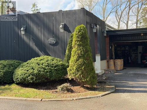 1184 Kingston Road, Pickering, ON 
