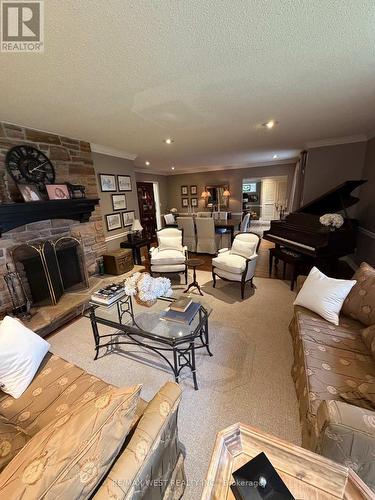 1184 Kingston Road, Pickering, ON 