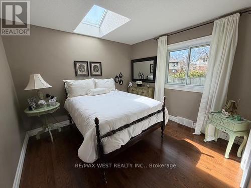 1184 Kingston Road, Pickering, ON 