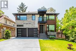 1204 ARGREEN ROAD  Mississauga, ON L5G 3J3