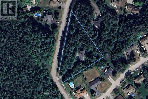 29 Robert Boulevard, Springwater, ON - 