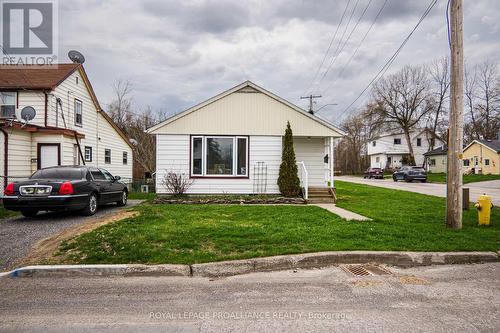 101 WALL STREET  Quinte West (Trenton Ward), ON K8V 4K1