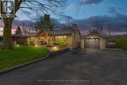 20 CASABLANCA BOULEVARD  Grimsby, ON L3M 3Z1