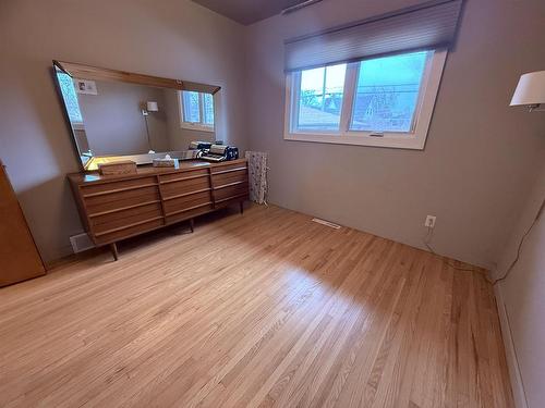 2214 Arthur St E, Thunder Bay, ON 