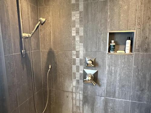 2214 Arthur St E, Thunder Bay, ON 