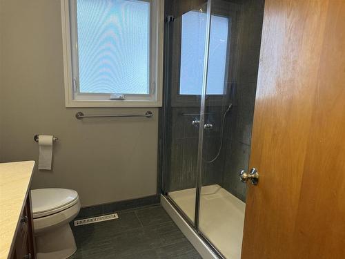 2214 Arthur St E, Thunder Bay, ON 