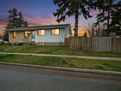 163 Blucher Avenue  Thunder Bay, ON P7B 4Y6