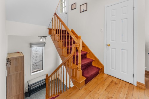 Escalier - 225 Rue De Montreux, Laval (Vimont), QC - Indoor Photo Showing Other Room