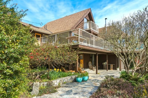 8750 West Coast Rd, Sooke, BC 