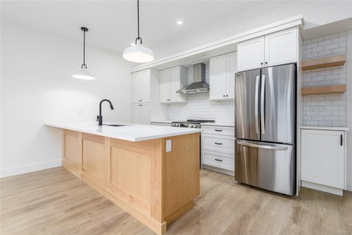 A-1044 Lazo Rd, Comox, BC - Indoor Photo Showing Kitchen With Stainless Steel Kitchen With Upgraded Kitchen