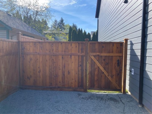 A-1044 Lazo Rd, Comox, BC - Outdoor