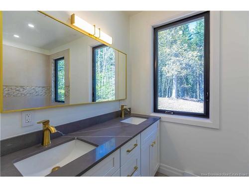 175 Robertson Rd, Lakeside, NB 