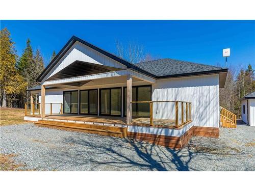 175 Robertson Rd, Lakeside, NB 