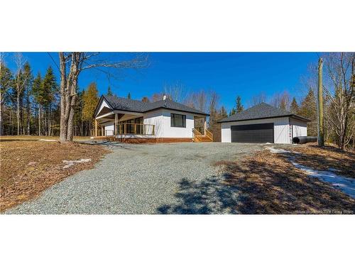 175 Robertson Rd, Lakeside, NB 