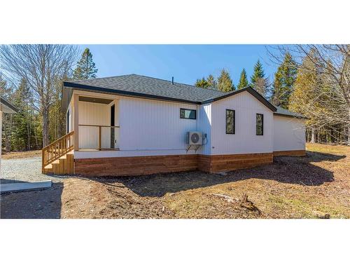 175 Robertson Rd, Lakeside, NB 