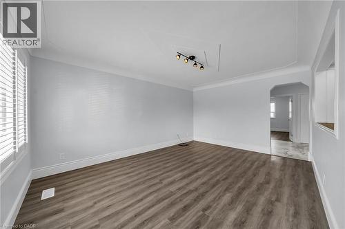 8 Shynal Avenue, Hamilton, ON - Indoor Photo Showing Other Room