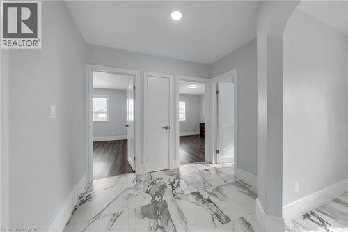 8 Shynal Avenue, Hamilton, ON - Indoor