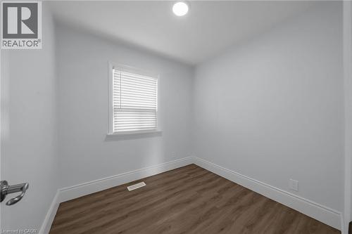 8 Shynal Avenue, Hamilton, ON - Indoor Photo Showing Other Room