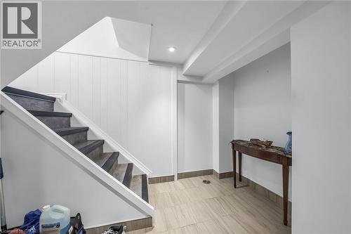 8 Shynal Avenue, Hamilton, ON - Indoor Photo Showing Other Room