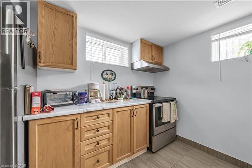 8 Shynal Avenue, Hamilton, ON - Indoor Photo Showing Kitchen