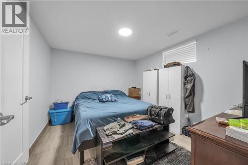 8 Shynal Avenue, Hamilton, ON - Indoor Photo Showing Bedroom