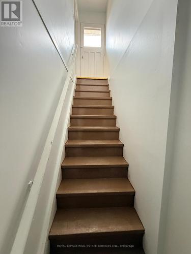 31 Daphne Crescent, Barrie, ON - Indoor Photo Showing Other Room