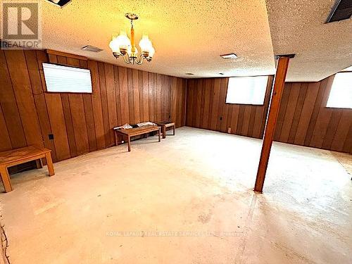 31 Daphne Crescent, Barrie, ON - Indoor