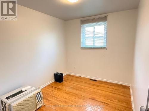 31 Daphne Crescent, Barrie, ON - Indoor