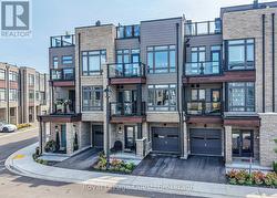 33 WYN WOOD LANE  Orillia, ON L3V 8P7