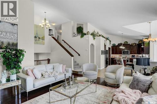 4839 Mazinke Crescent, Regina, SK - Indoor Photo Showing Living Room