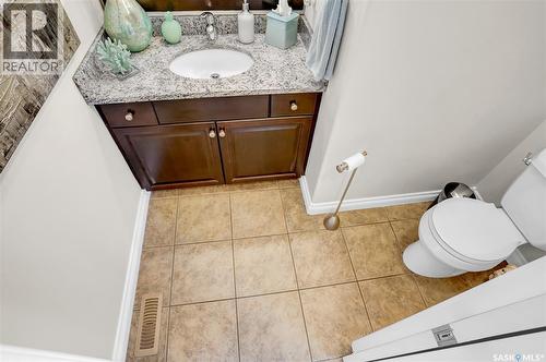 4839 Mazinke Crescent, Regina, SK - Indoor Photo Showing Bathroom