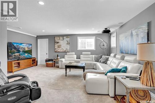 4839 Mazinke Crescent, Regina, SK - Indoor Photo Showing Living Room