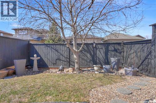 4839 Mazinke Crescent, Regina, SK - Outdoor