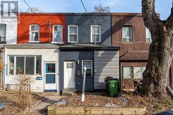 413 LESLIE STREET  Toronto, ON M4M 3E3