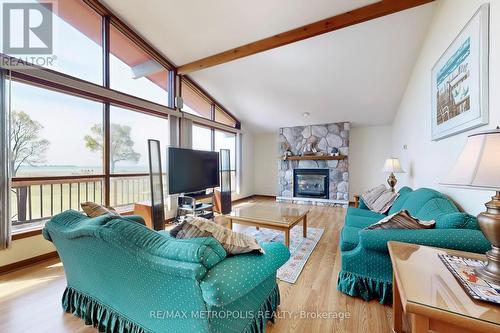 40 Rabbit Road, Brighton, ON - Indoor Photo Showing Living Room With Fireplace