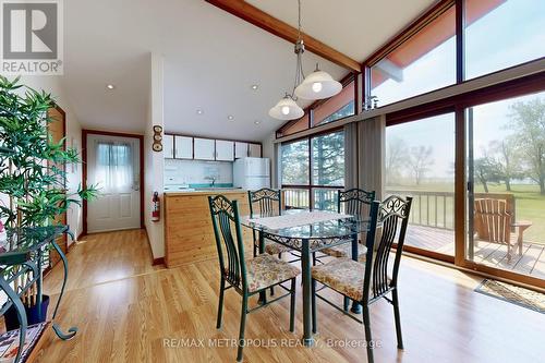 40 Rabbit Road, Brighton, ON - Indoor Photo Showing Dining Room