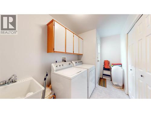 51 Cactus Crescent, Osoyoos, BC - Indoor Photo Showing Laundry Room