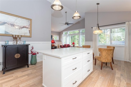 122 Village Way, Duncan, BC 