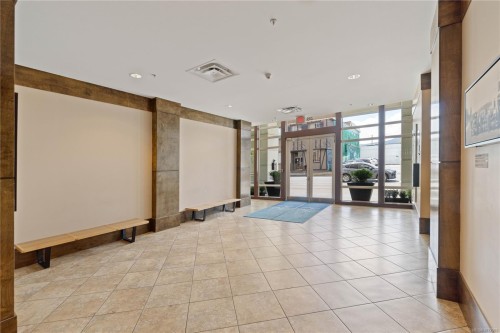 C02-38 Front St, Nanaimo, BC - Indoor Photo Showing Other Room
