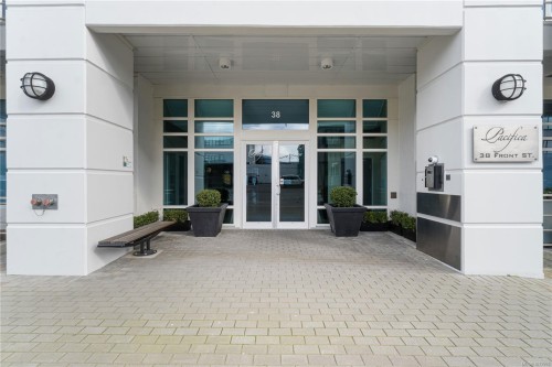 C02-38 Front St, Nanaimo, BC - Outdoor