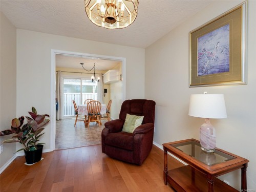 13 Eagle Lane, View Royal, BC 