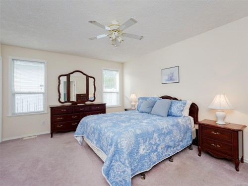 13 Eagle Lane, View Royal, BC 