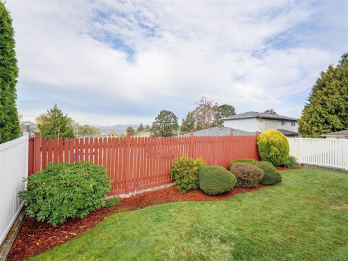 13 Eagle Lane, View Royal, BC 