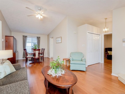 13 Eagle Lane, View Royal, BC 