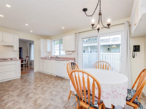 13 Eagle Lane, View Royal, BC 