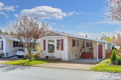 9-7583 Central Saanich Rd Central Saanich, BC V8M 2B6