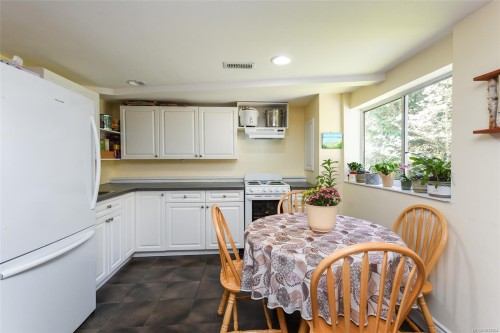 280 Glacier View Dr, Comox, BC 